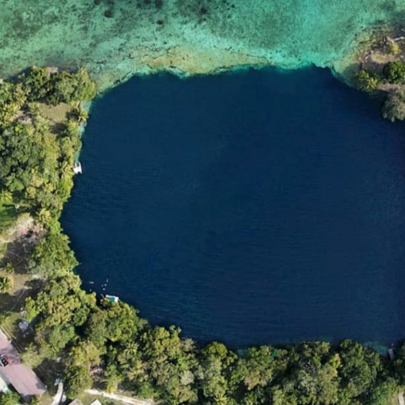 Cenote Negro